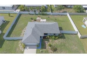 520 Wilmington Pkwy, Cape Coral