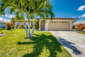 912 Se 22nd St, Cape Coral