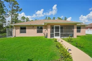 940 Belmont Street, Lehigh Acres, FL 33974 - MLS#2026005963