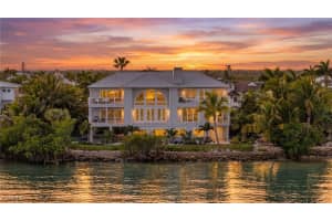 1552 San Carlos Bay Drive, Sanibel, FL 33957 - MLS#2026005998