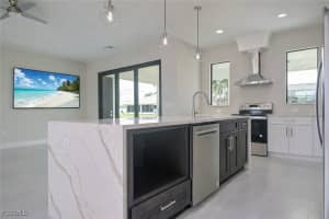 19 14th Place, Cape Coral, FL 33993 - MLS#2026006085