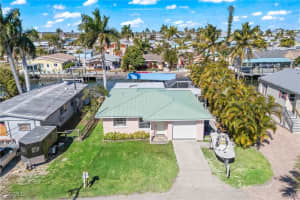 2556 Cay Cove, Matlacha, FL 33993 - MLS#2026006135