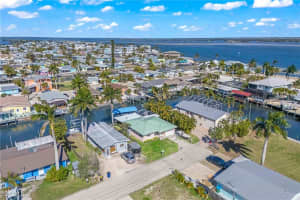 2556 Cay Cove, Matlacha, FL 33993 - MLS#2026006135