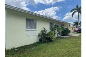 1275 Old Bridge Rd, North Fort Myers