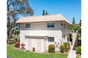 1549 Sandpiper St 34, Naples