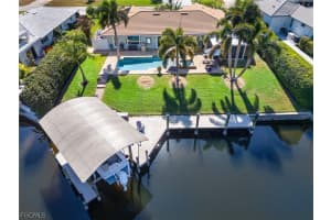 977 Waterway Drive, Fort Myers, FL 33919 - MLS#2026006197