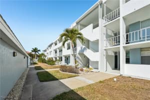 5959 Winkler Rd 305, Fort Myers