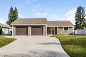 1253 Paradise Way, Venice