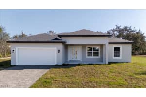 4411 Cremona Dr, Sebring