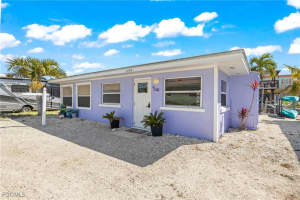 2649 Coco Plum Dr, Matlacha