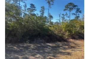 511 Penton Avenue, Lehigh Acres, FL 33974 - MLS#2026006384