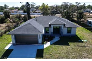 3805 17th Street, Lehigh Acres, FL 33971 - MLS#2026006414