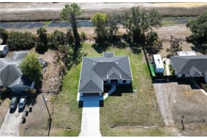 3805 17th Street, Lehigh Acres, FL 33971 - MLS#2026006414