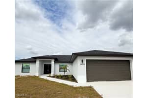 2800 46th Street, Lehigh Acres, FL 33976 - MLS#2026006483