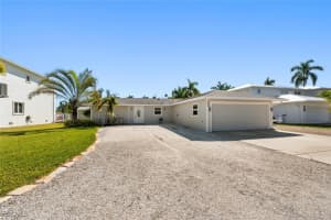 7238 Coca Sabal Ln, Fort Myers