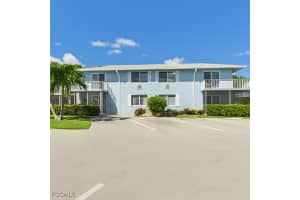 232 Palm Dr 47-5, Naples