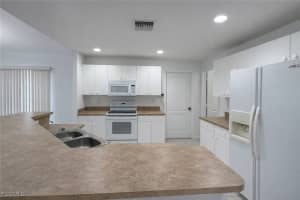 3215 13th Street, Lehigh Acres, FL 33976 - MLS#2026006553