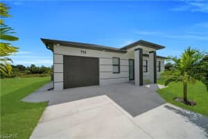 711 Roma Avenue, Lehigh Acres, FL 33974 - MLS#2026006684