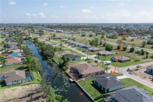 1202 8th Place, Cape Coral, FL 33991 - MLS#2026006713