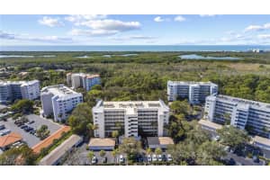 290 Naples Cove Drive, Naples, FL 34110 - MLS#2026006730