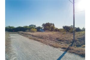 1406 Clyde Avenue, Lehigh Acres, FL 33976 - MLS#2026006736