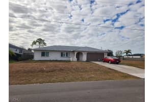 1402 Ne 18th St, Cape Coral
