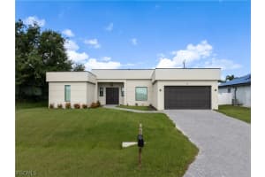 36 Nw 12th Pl, Cape Coral