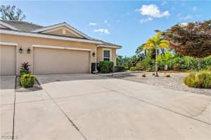14651 Abaco Lakes Dr, Fort Myers