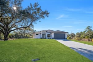 1923 Wellington Avenue, Lehigh Acres, FL 33972 - MLS#2026006953