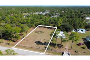 906 Clayton Avenue, Lehigh Acres, FL 33972 Sold 03/06/26