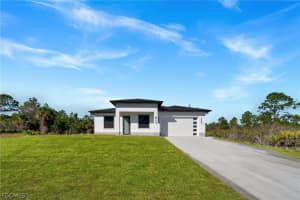 517 Johns Avenue, Lehigh Acres, FL 33972 - MLS#2026007104