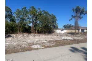 3316 25th Street, Lehigh Acres, FL 33976 - MLS#2026007136