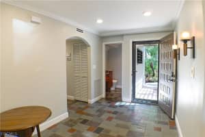 112 pinebrook Drive, Fort Myers, FL 33907 - MLS#2026007137