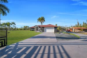 4882 WOODSTOCK Road, St James City, FL 33956 - MLS#2026007152