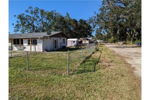 1802 Atlantic Avenue, North Fort Myers, FL 33903 - MLS#2026007210