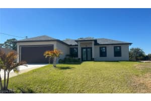 358 Charwood Avenue, Lehigh Acres, FL 33974 - MLS#2026007282