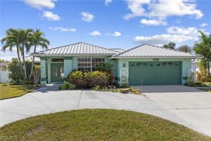 234 Sw 43rd Ter, Cape Coral