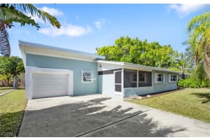5736 Riverside Dr, Cape Coral