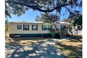 4096 Blue Cypress Ct, Labelle