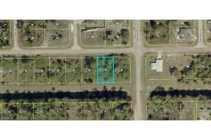 984 Lakeside Drive, Lehigh Acres, FL 33974 - MLS#2026007407