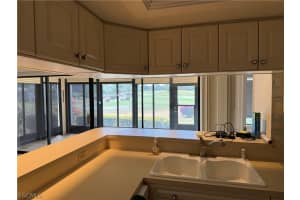 5870 Trailwinds Drive, Fort Myers, FL 33907 - MLS#2026007485