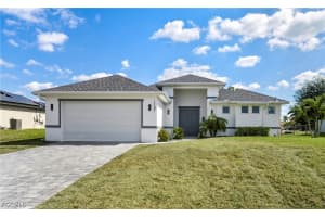 1107 Nw 7th Pl, Cape Coral