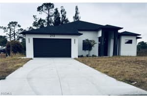 213 5th Avenue, Lehigh Acres, FL 33936 - MLS#2026007521