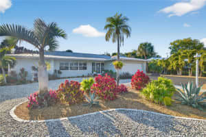 590 Boulder Dr, Sanibel