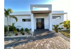 1506 1st Street, Cape Coral, FL 33991 - MLS#2026007557