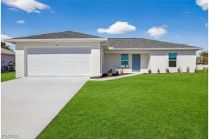 221 Nw 15th St, Cape Coral