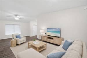 6056 Pecan Cir Labelle, FL 33935 - Off Market