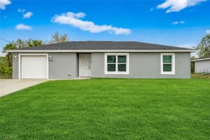 6056 Pecan Cir Labelle, FL 33935 - Off Market