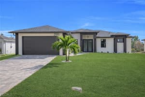 2911 46th Street, Lehigh Acres, FL 33971 - MLS#2026007698