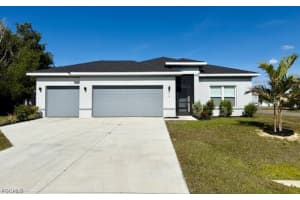 246 10th Place, Cape Coral, FL 33993 - MLS#2026007736